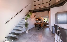 Huswell - Beautiful High Quality Duplex Apartment